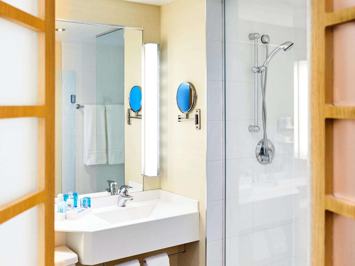 Novotel Toronto North York Bagian luar foto