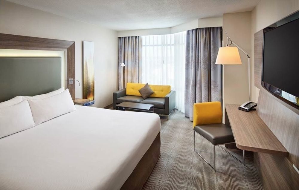Novotel Toronto North York Bagian luar foto