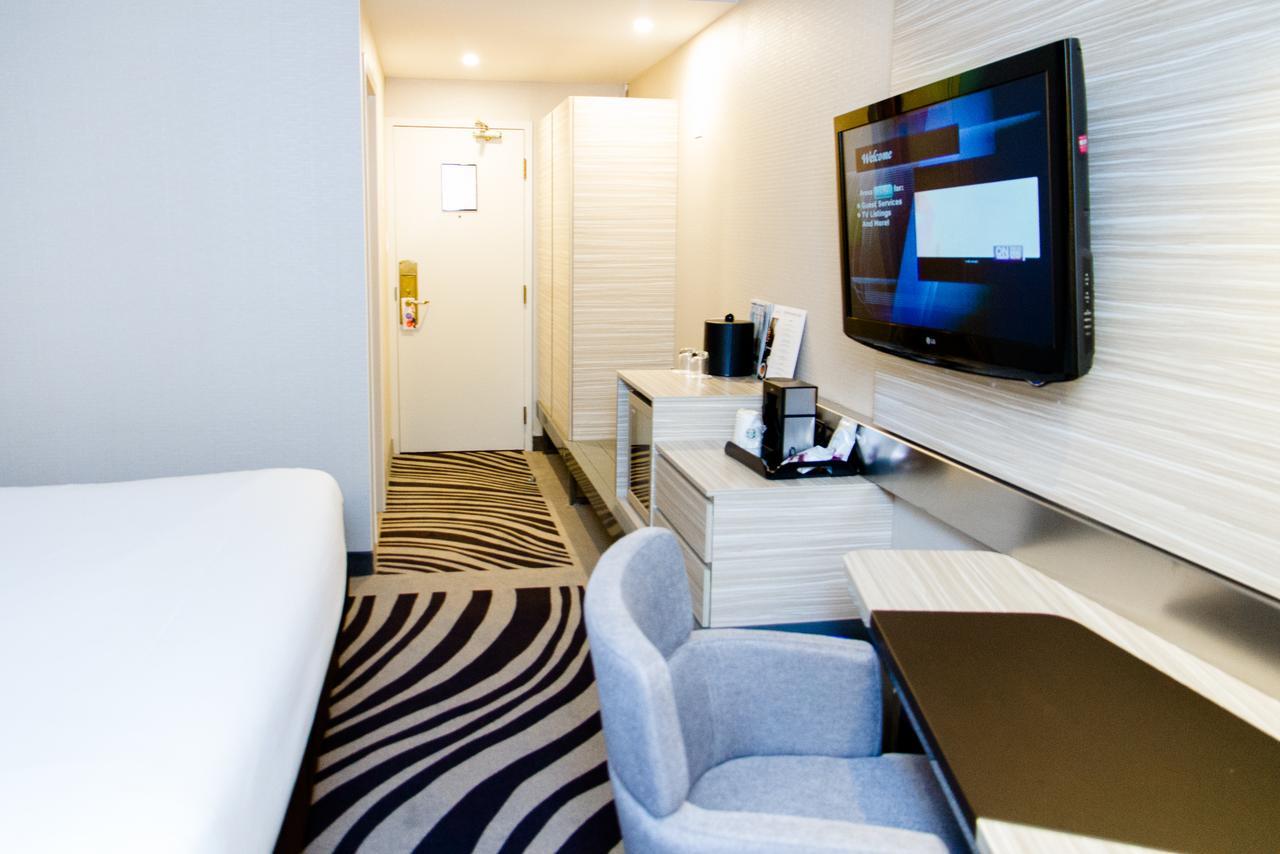 Novotel Toronto North York Bagian luar foto