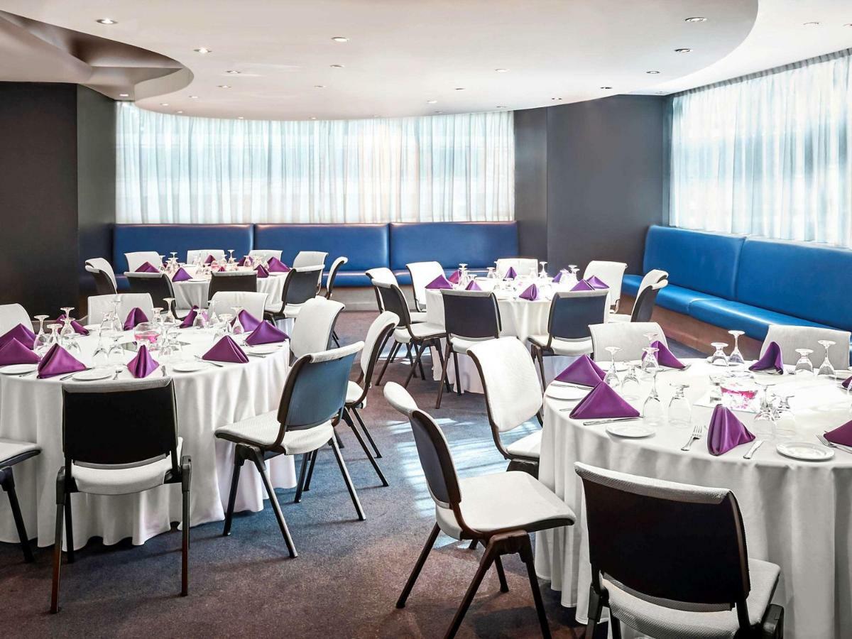 Novotel Toronto North York Bagian luar foto